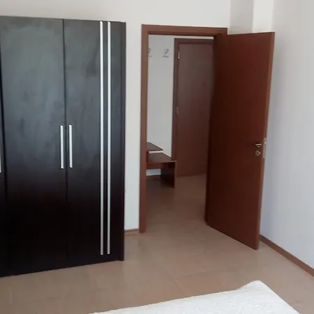 Grand Kamelia * ساني بيتش